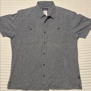 Patagonia Men's XL Blue Striped Button Down Shirt